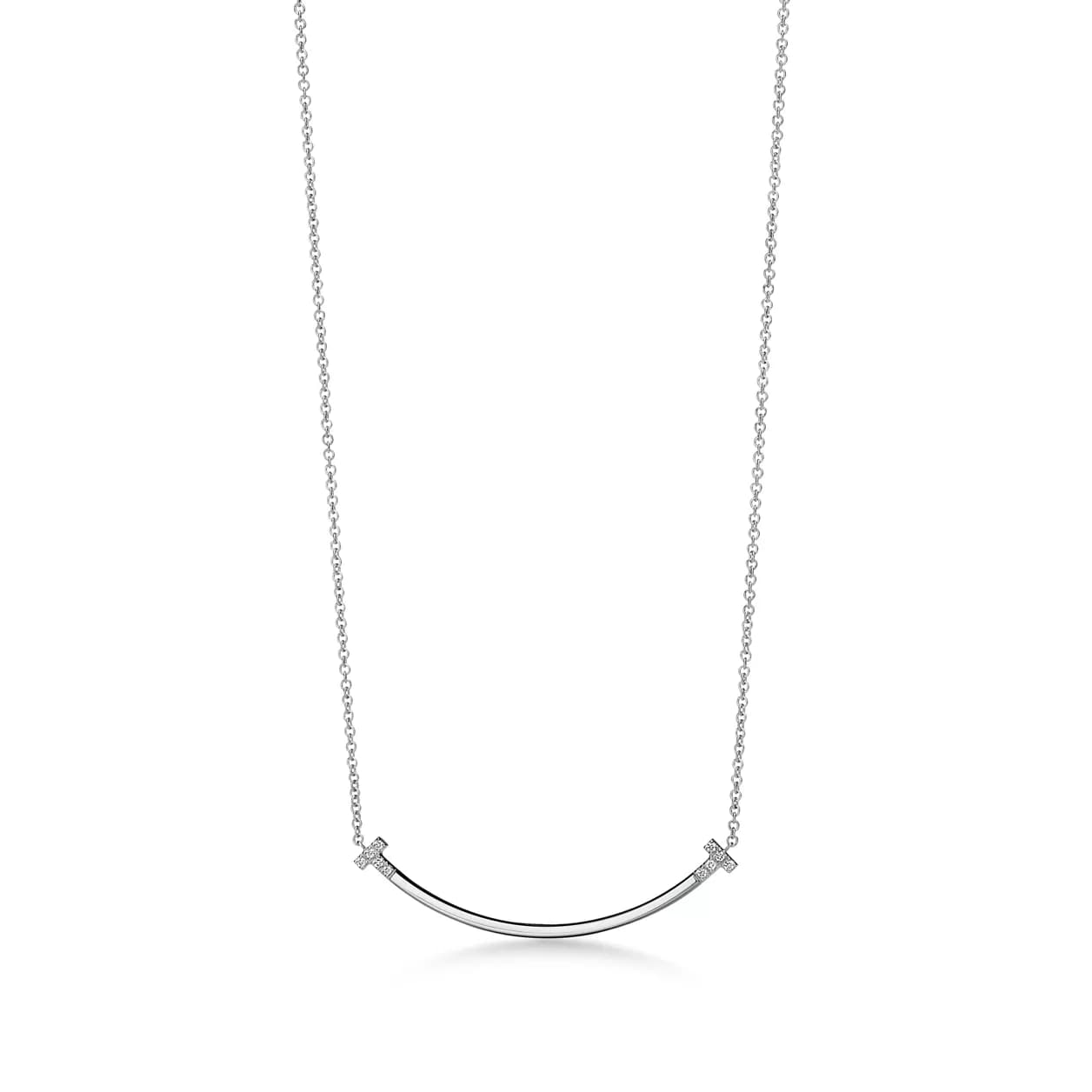 Style reference for necklace - professional product photography